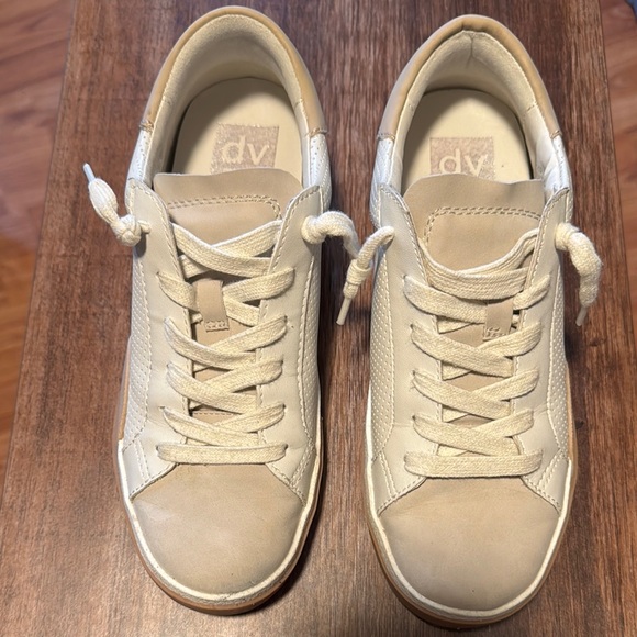 DV by Dolce Vita Hillow Sneakers 7.5 - Picture 5 of 8